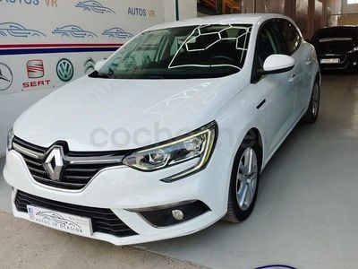 Usado Renault Mégane IV Bose Edition 115 CV (84 kW) 2019 Blanco Berlina