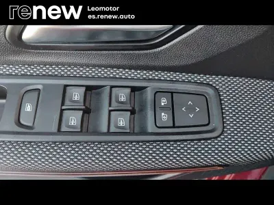 Usado Dacia Sandero Expression 100 CV (73 kW) 2022 Rojo Berlina