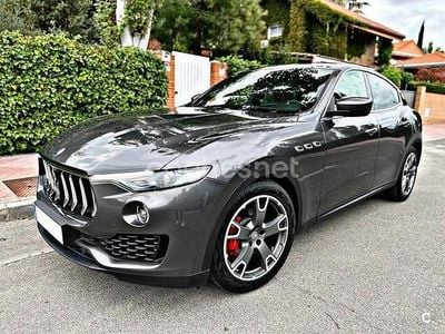 Usado Maserati Levante 275 CV (202 kW) 2017 Gris / plata SUV