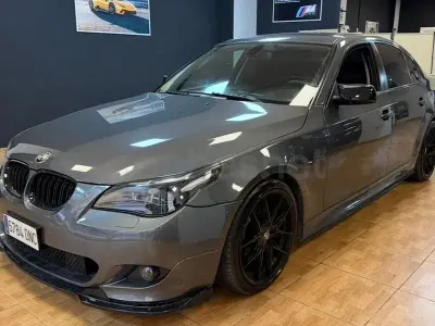 Usado BMW 525 M Performance 192 CV (141 kW) 2005 Gris / plata Berlina