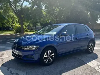 Usado VW Polo Advance 95 CV (69 kW) 2021 Azul Utilitario