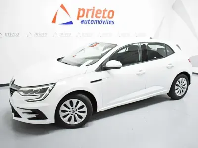 Usado Renault Mégane Life 116 CV (85 kW) 2021 Blanco Utilitario