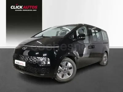 Usado Hyundai Staria 177 CV (130 kW) 2023 Negro Monovolumen