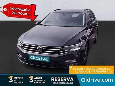 Usado VW Passat 120 CV (88 kW) 2020 Gris / plata Familiar
