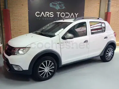 Usado Dacia Sandero Stepway 90 CV (66 kW) 2017 Blanco Berlina