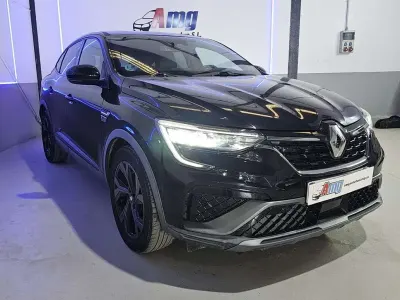 Usado Renault Arkana Equilibre 144 CV (105 kW) 2022 Negro SUV