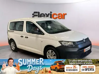 Usado VW Caddy 102 CV (75 kW) 2023 Blanco Monovolumen