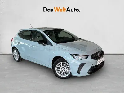 Usado Seat Ibiza FR 115 CV (84 kW) 2026 Verde Utilitario