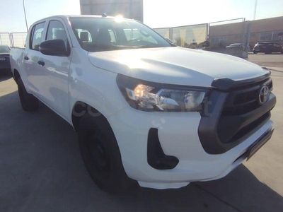 Usado Toyota HiLux 150 CV (110 kW) 2023 Blanco Pickup/Camioneta