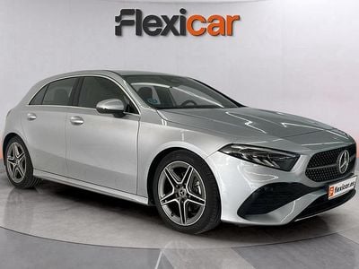 Usado Mercedes A180 136 CV (100 kW) 2024 Gris Berlina