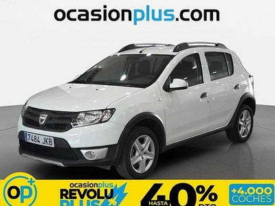 Usado Dacia Sandero Stepway 90 CV (66 kW) 2015 Blanco Utilitario