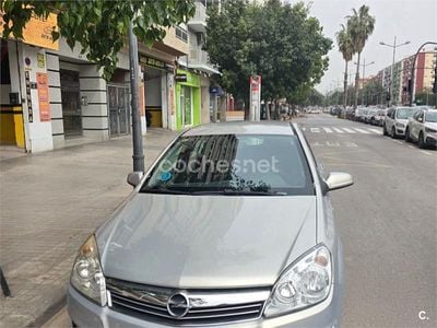Usado Opel Astra Enjoy 115 CV (84 kW) 2008 Beige Berlina