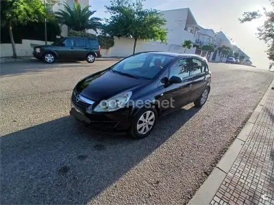 Usado Opel Corsa Essentia 75 CV (55 kW) 2008 Negro Utilitario
