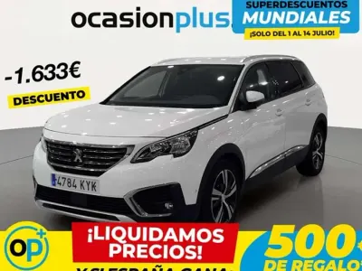 Usado Peugeot 5008 Allure 131 CV (96 kW) 2019 Blanco SUV