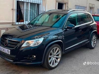 Usado VW Tiguan R-line 170 CV (125 kW) 2010 Negro SUV