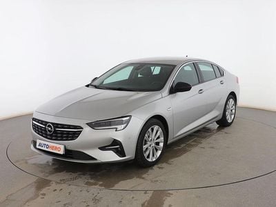 Usado Opel Insignia Business Elegance 122 CV (89 kW) 2021 Plata Berlina