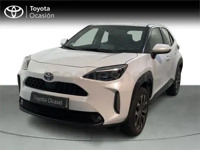Usado Toyota Yaris Cross Active 116 CV (85 kW) 2021 Blanco SUV