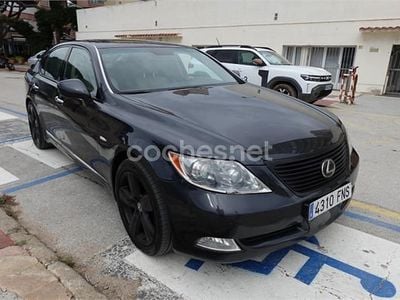 Gris / plata Usado 2007 Lexus LS460 President Line Berlina | 9400 €
