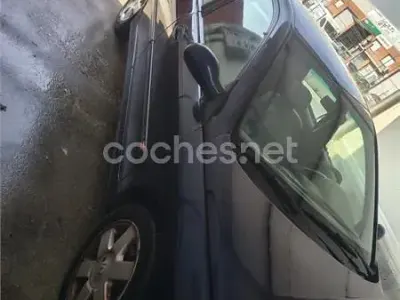Usado Renault Laguna 110 CV (80 kW) 1999 Azul Berlina