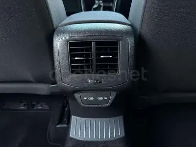 Usado VW T-Roc Advance 115 CV (84 kW) 2020 Gris / plata SUV