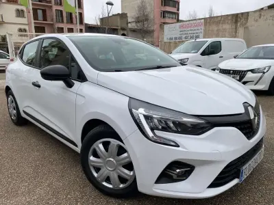 Usado Renault Clio Business 72 CV (52 kW) 2020 Blanco Utilitario