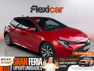 Używany Toyota Corolla Style 122 KM (89 kW) 2022 Czerwony