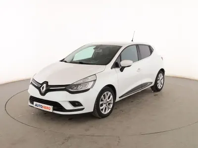 Usado Renault Clio Zen 110 CV (80 kW) 2018 Blanco Utilitario