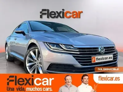 Usado VW Arteon Elegance 150 CV (110 kW) 2018 Gris Utilitario