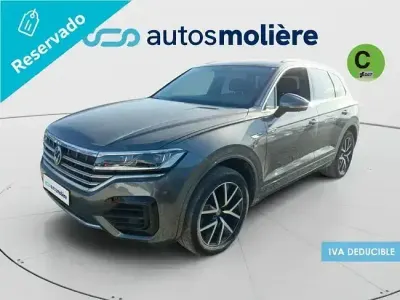 Käytetty VW Touareg Elegance 286 HP (210 kW) 2021 Harmaa Katumaasturi