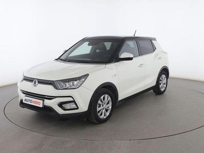 Usado Ssangyong (KGM) Tivoli 128 CV (94 kW) 2019 Blanco SUV