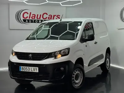 Usado Peugeot Partner S 130 CV (95 kW) 2022 Blanco Monovolumen