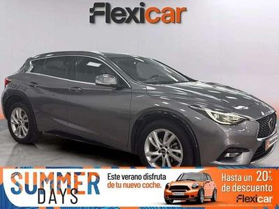 Infiniti Q30