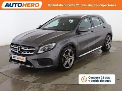 Usado Mercedes GLA200 AMG line 136 CV (100 kW) 2018 Gris SUV