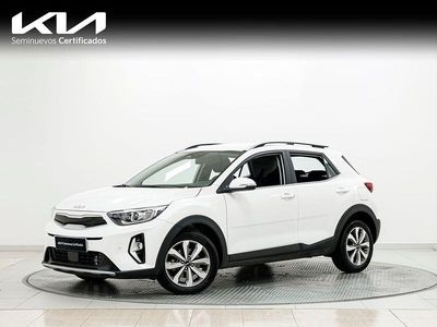 Blanco Usado 2024 Kia Stonic SUV | 19.990 € (Un poco caro)
