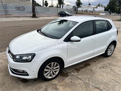 Blanco Usado 2017 VW Polo Edition Berlina | 9995 € (Un poco caro)