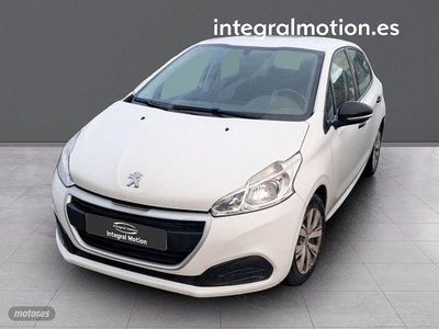 Usado Peugeot 208 Access 74 CV (54 kW) 2017 Blanco Utilitario