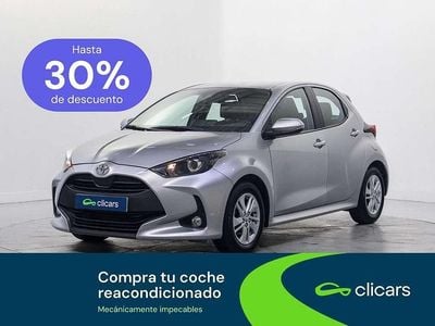 Usado Toyota Yaris Edition 125 CV (91 kW) 2022 Plateado Utilitario