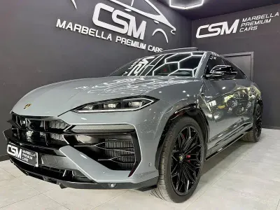 Usado Lamborghini Urus 801 CV (589 kW) 2025 Gris / plata SUV