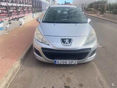 Usado Peugeot 207 70 CV (51 kW) 2009 Gris / plata Berlina