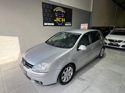 Usado VW Golf V Sportline 105 HP (77 kW) 2007 Cinzento Sedan