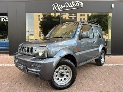 Usado Suzuki Jimny 85 CV (62 kW) 2007 Gris / plata SUV
