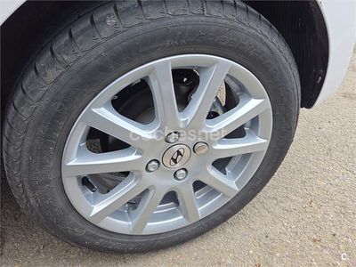 Usado Hyundai i10 87 CV (63 kW) 2014 Blanco Utilitario