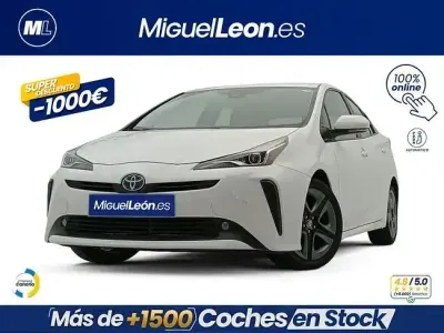 Begagnad Toyota Prius 122 HK (89 kW) 2020 Vit Halvkombi