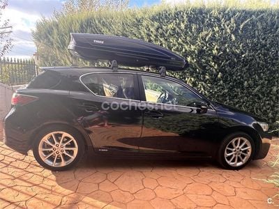 Lexus CT200h