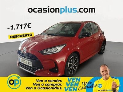 Usado Toyota Yaris Hybrid Style 116 CV (85 kW) 2022 Rojo
