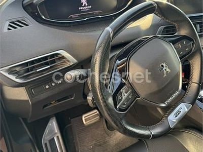 Usado Peugeot 5008 GT 180 CV (132 kW) 2022 Marrón SUV