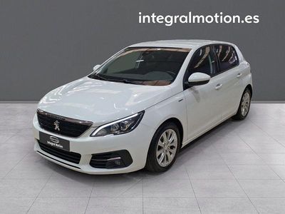 Usado Peugeot 308 Active 130 CV (95 kW) 2021 Blanco