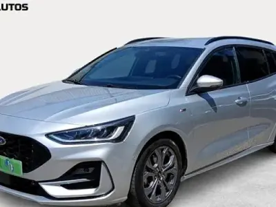 Usado Ford Focus ST-Line 155 CV (114 kW) 2024 Gris plata