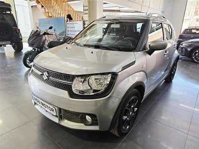 Usado Suzuki Ignis 90 CV (66 kW) 2017 Gris / plata SUV