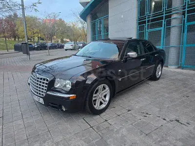 Usado Chrysler 300C 193 CV (141 kW) 2005 Negro Berlina